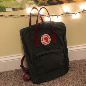 Fjallraven Kanken backpack (used)